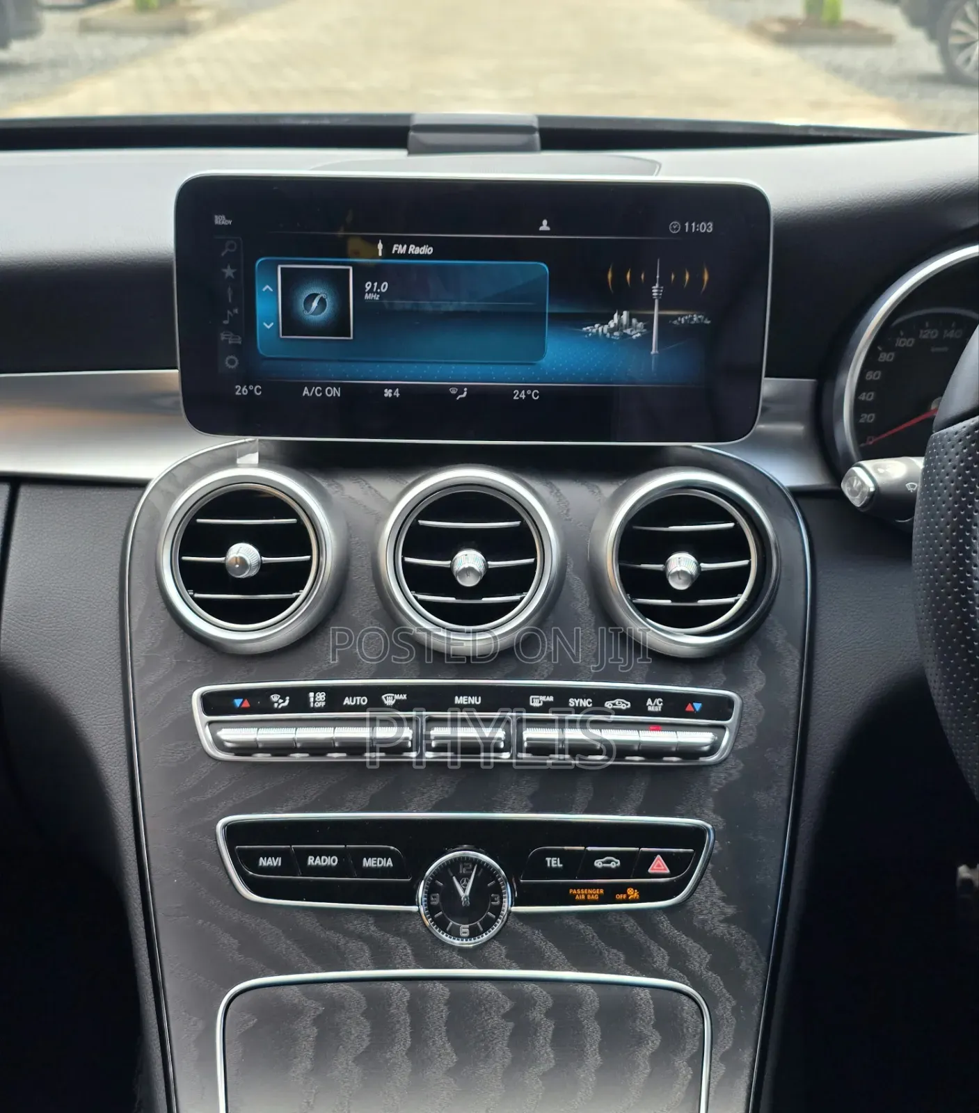 Mercedes-Benz C200 2019 Black