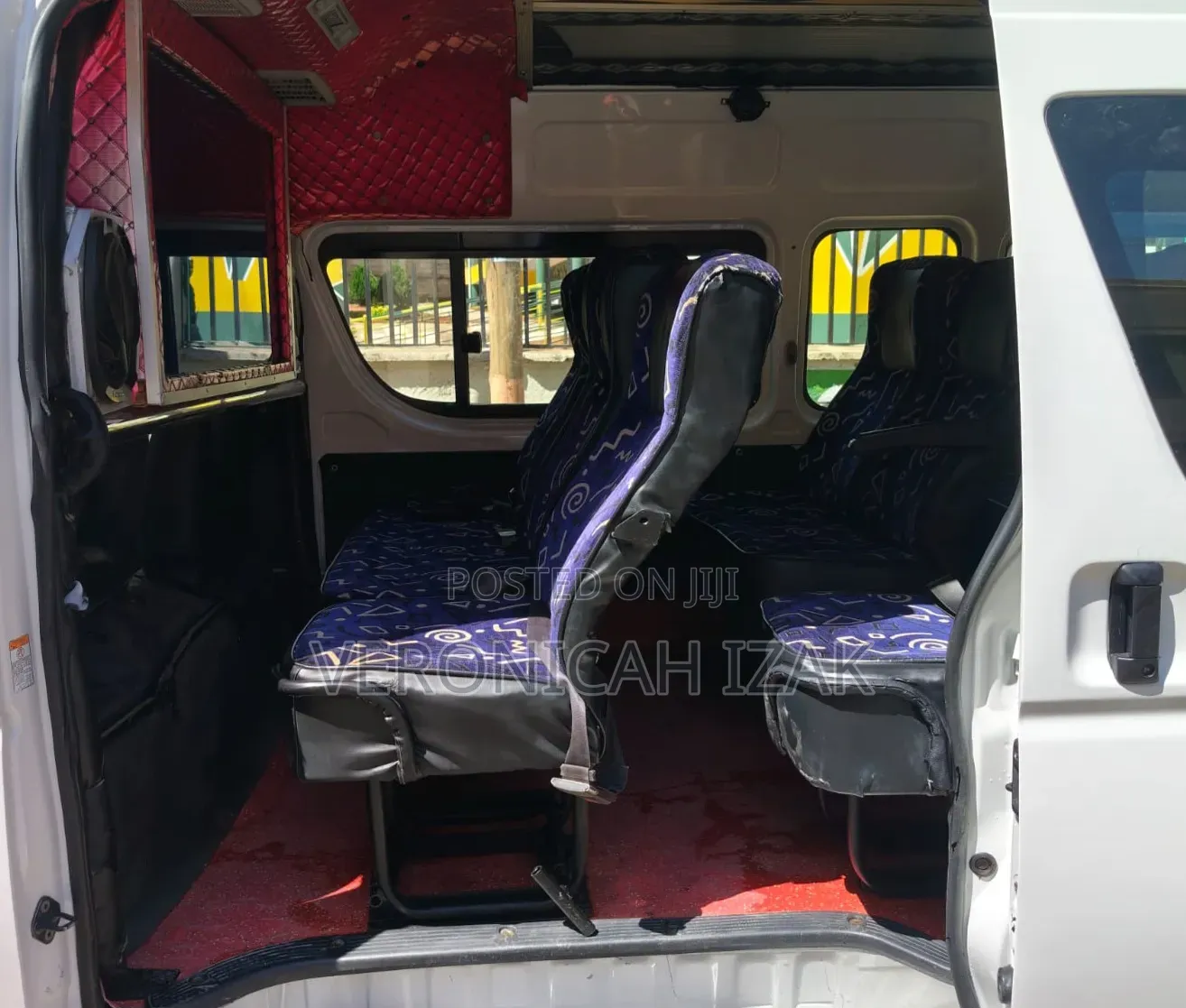 Toyota HiAce 2017 White