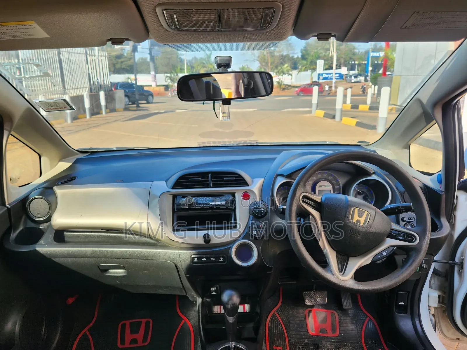Honda Fit 2013 Pearl
