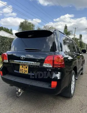 Toyota Land Cruiser 2012 Black