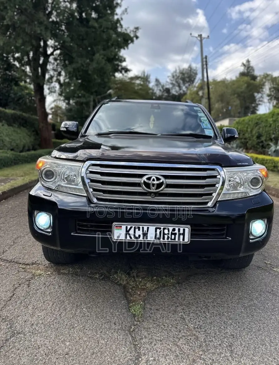 Toyota Land Cruiser 2012 Black