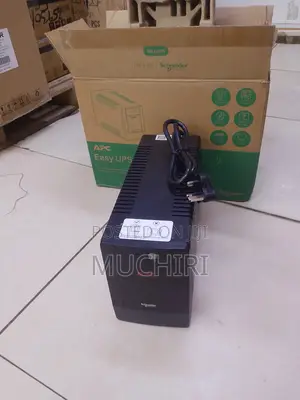 APC Easy Ups 2200va – Bvx2200li – Ups