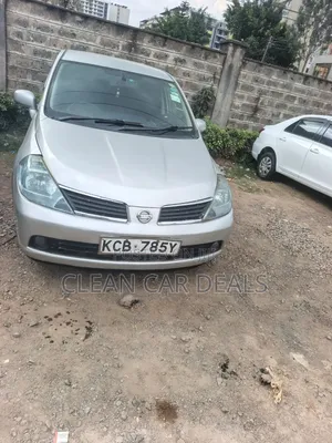 Nissan Tiida 2007 Silver