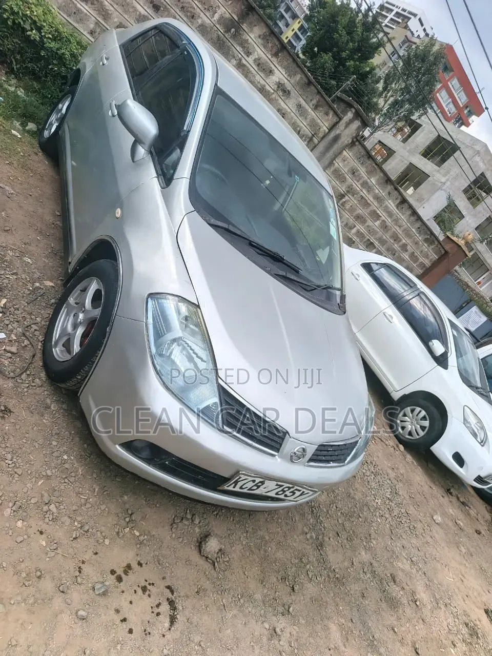 Nissan Tiida 2007 Silver