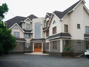 10bdrm House in Twin Leave, Kahawa Sukari for sale
