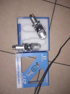 H4 Projector Bulb 3 Pin Headlight Bulb Full/Dim Light Universal