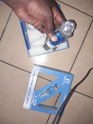 H4 Projector Bulb 3 Pin Headlight Bulb Full/Dim Light Universal