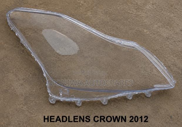 Headlens Toyota Crown 2012 Model