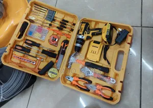 21V Dewalt Rechargeable Drillset