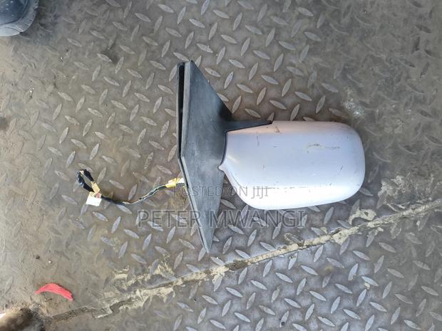 Toyota Vitz 2002 Sidemirrow
