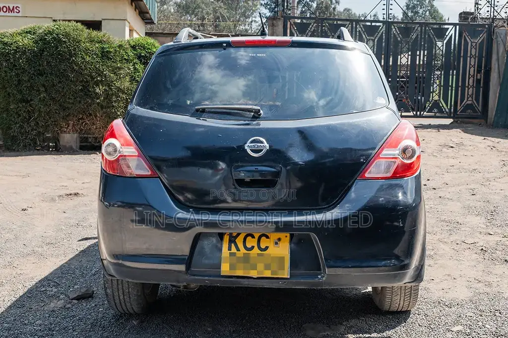 Nissan Tiida 2008 Black
