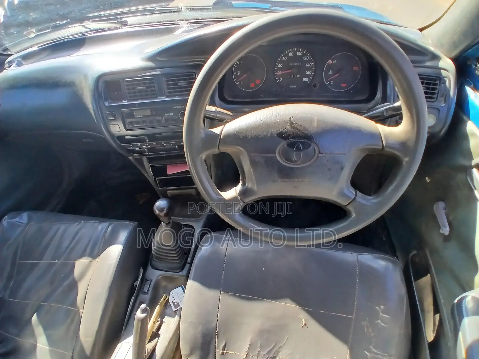 Toyota Corolla 2000 Blue