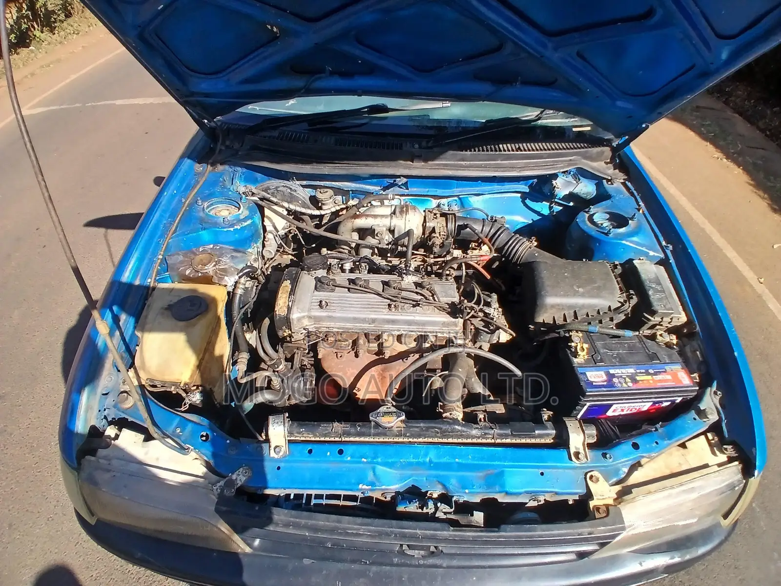 Toyota Corolla 2000 Blue