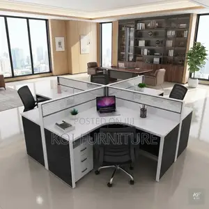 Office Workstation; Four Users Round Curved Office Workstation