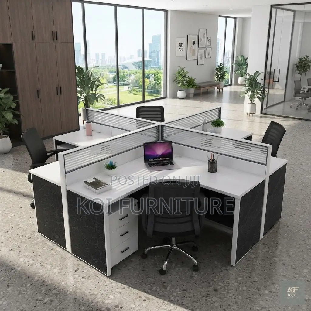 Office Workstation; Four Users Round Curved Office Workstation