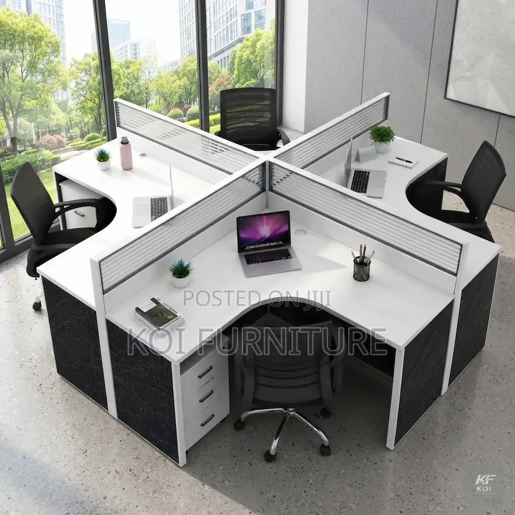 Office Workstation; Four Users Round Curved Office Workstation