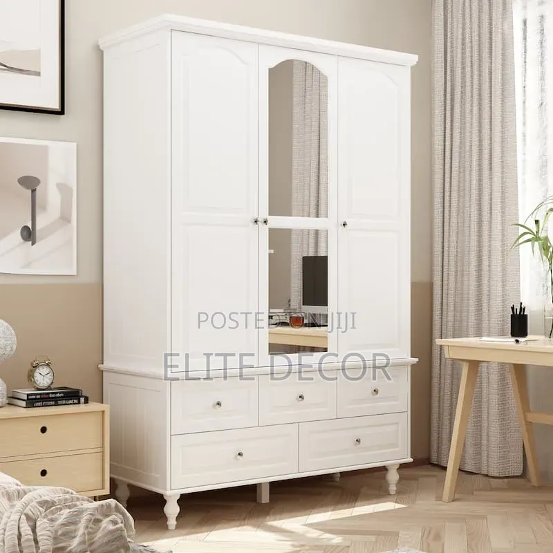 Modern Executive Assembled Wooden Wardrobe – Stylish & Spacious