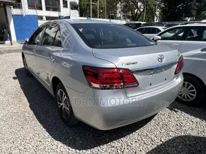 Toyota Premio 2019 Silver