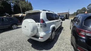 Toyota Land Cruiser Prado 2003 White