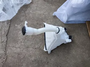 Toyota Land Cruiser Prado Fj 150 Windscreen Washer Reservoir