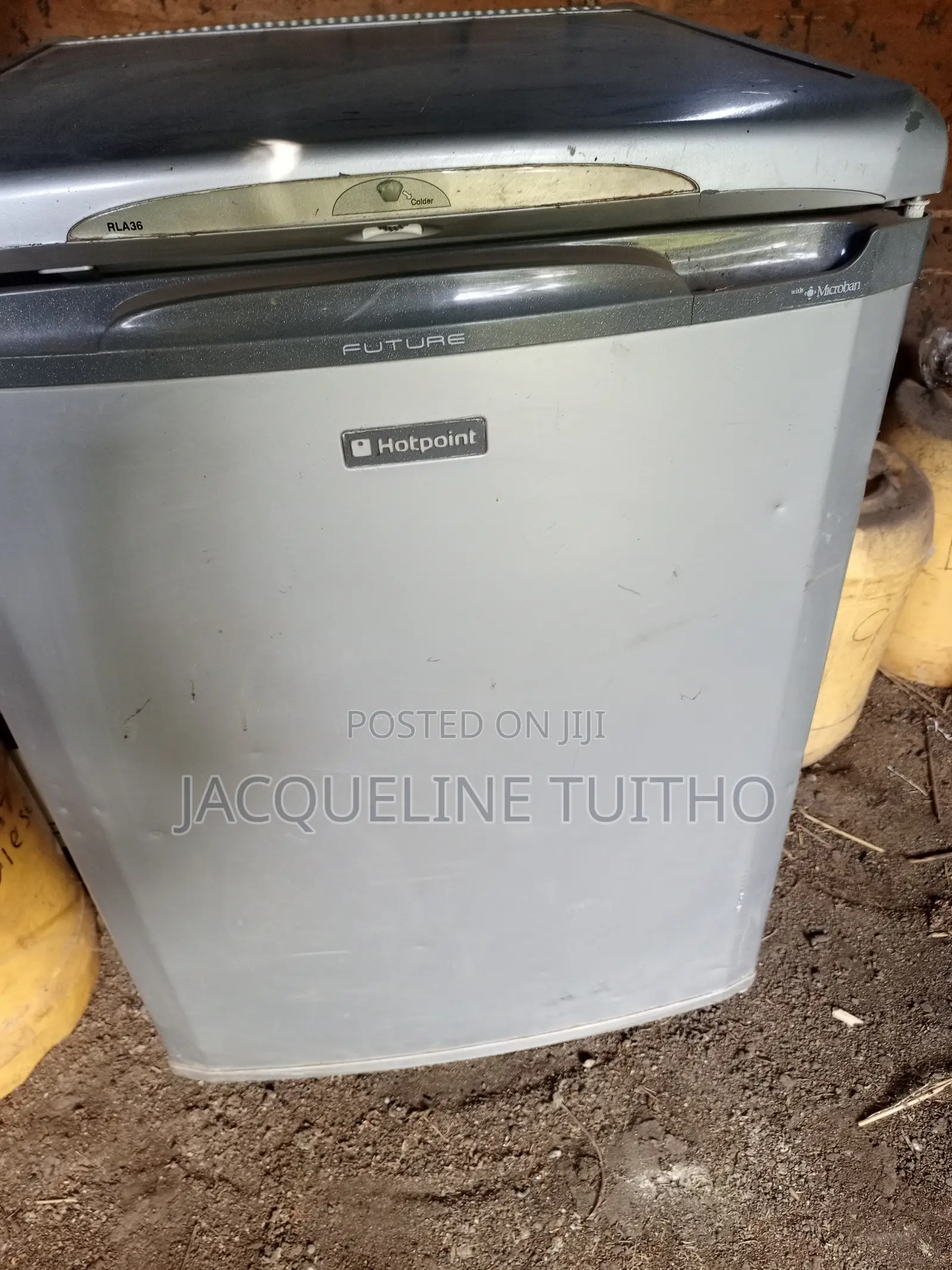 Fridge (Hot Point Mini Fridge)