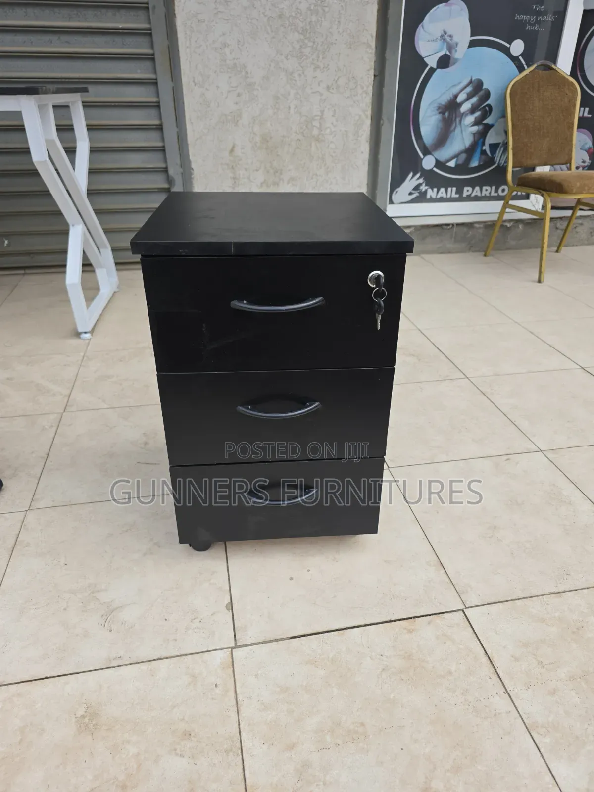 Black 3 Drawers Wooden Pedestal