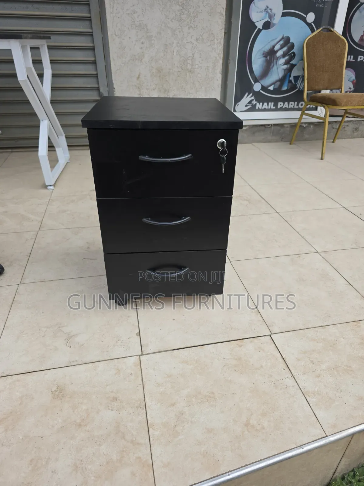 Black 3 Drawers Wooden Pedestal