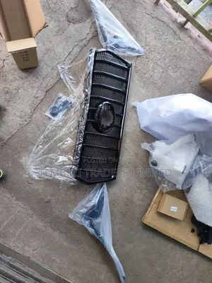Aftermarket Front Grille With Led for Toyota Land Cruiser Prado Fj 150