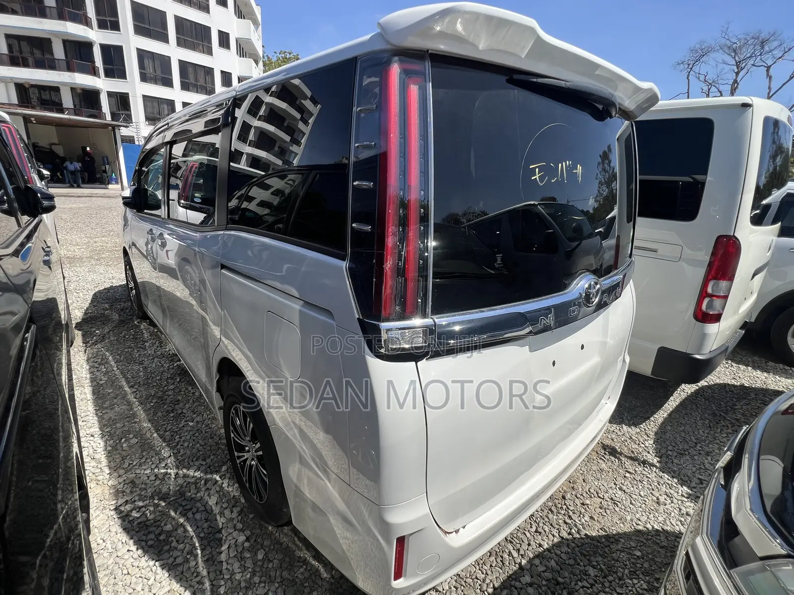 Toyota Noah 2019 White