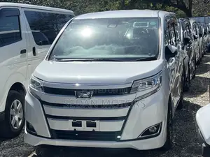 Toyota Noah 2019 White