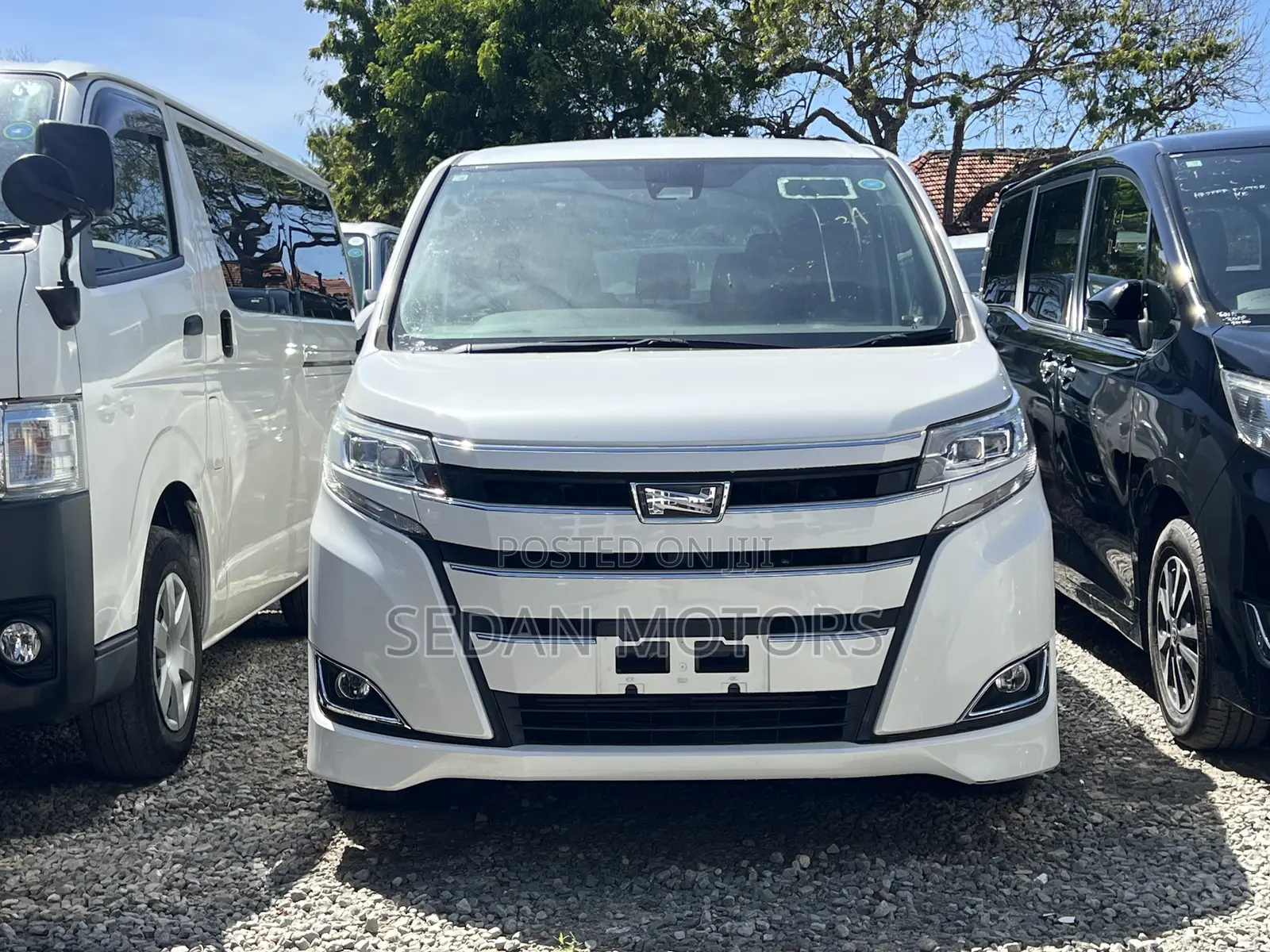 Toyota Noah 2019 White