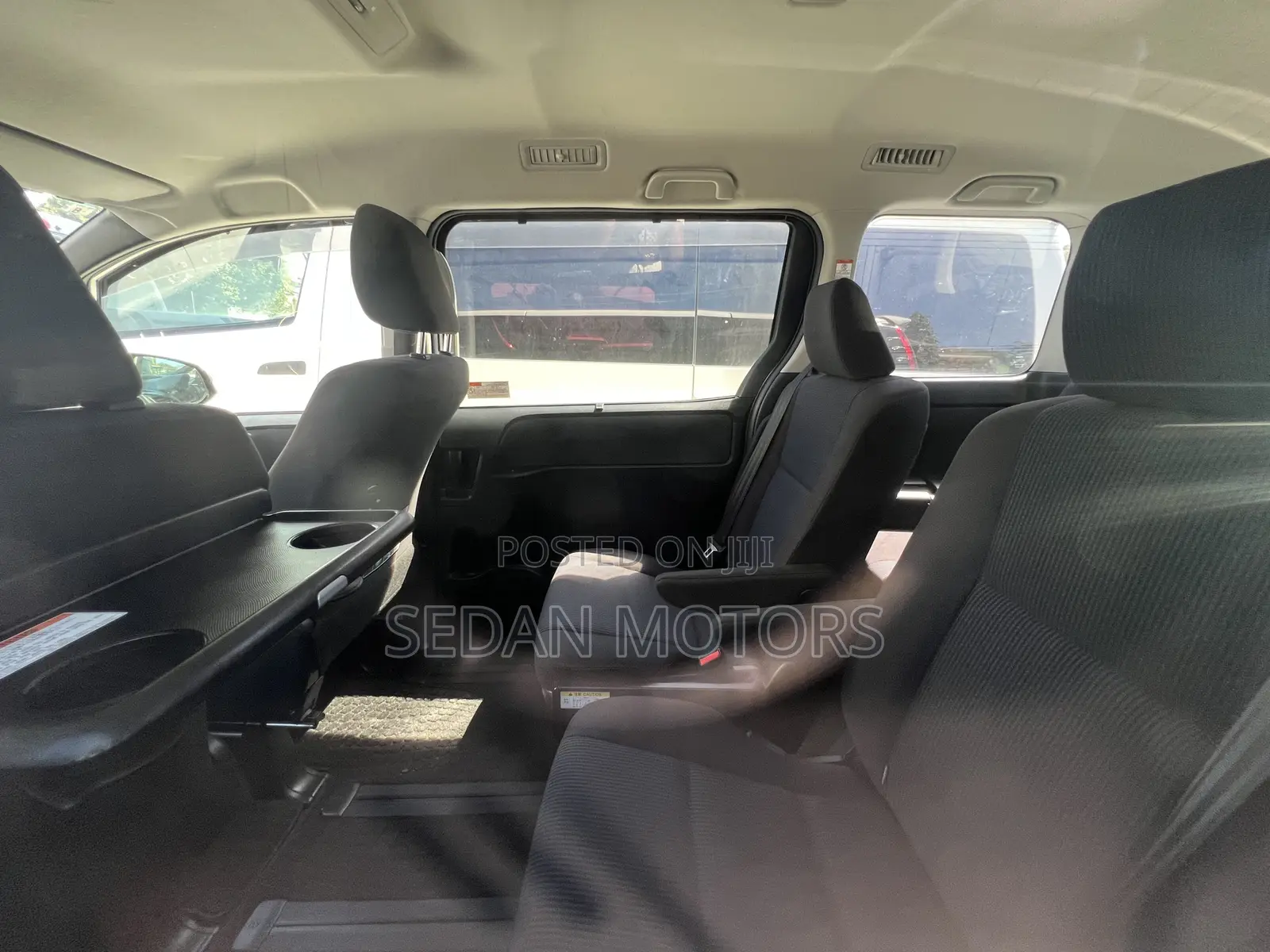Toyota Noah 2019 White