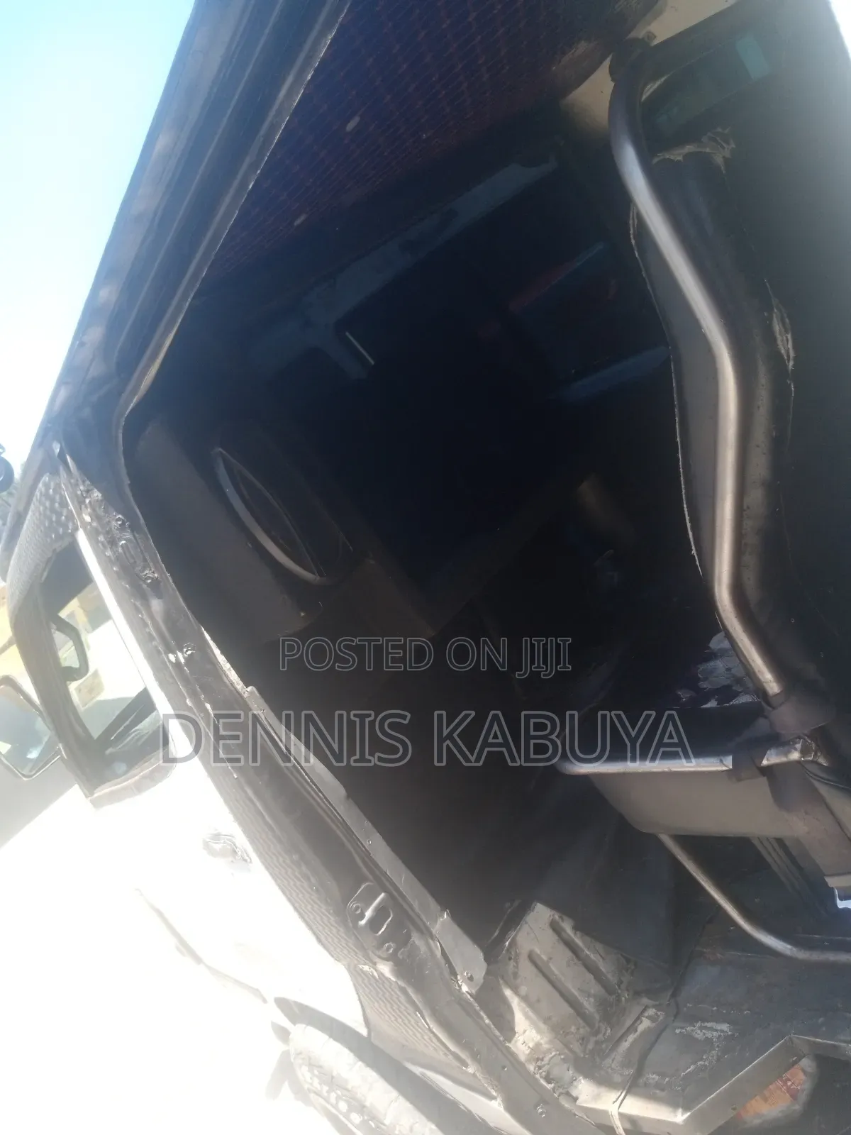Toyota HiAce 2002 White