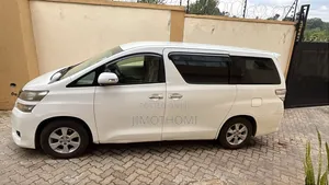 Toyota Vellfire Z 2.4 FWD 7-Seater 2012 White