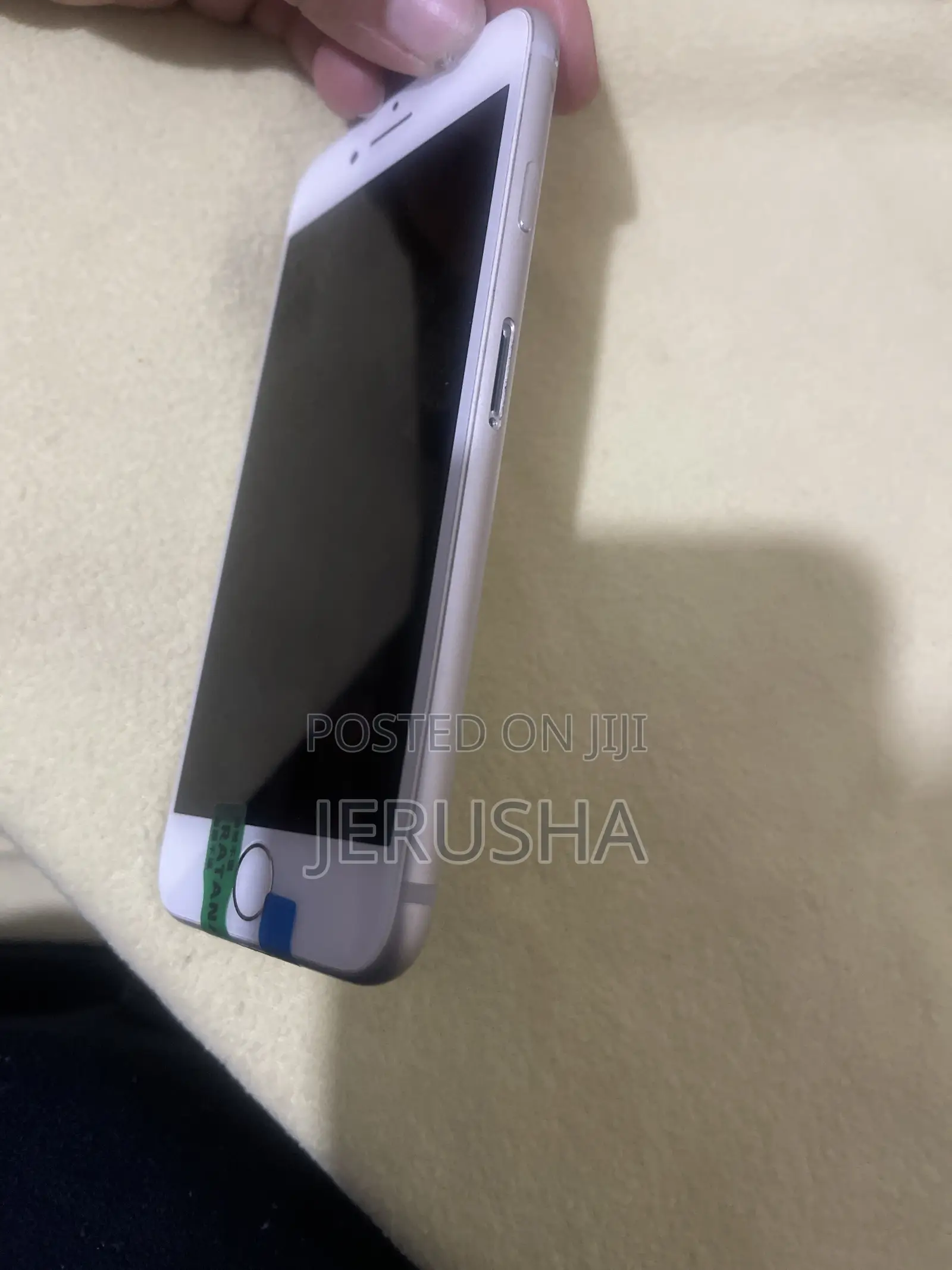 New Apple iPhone 7 32 GB Silver
