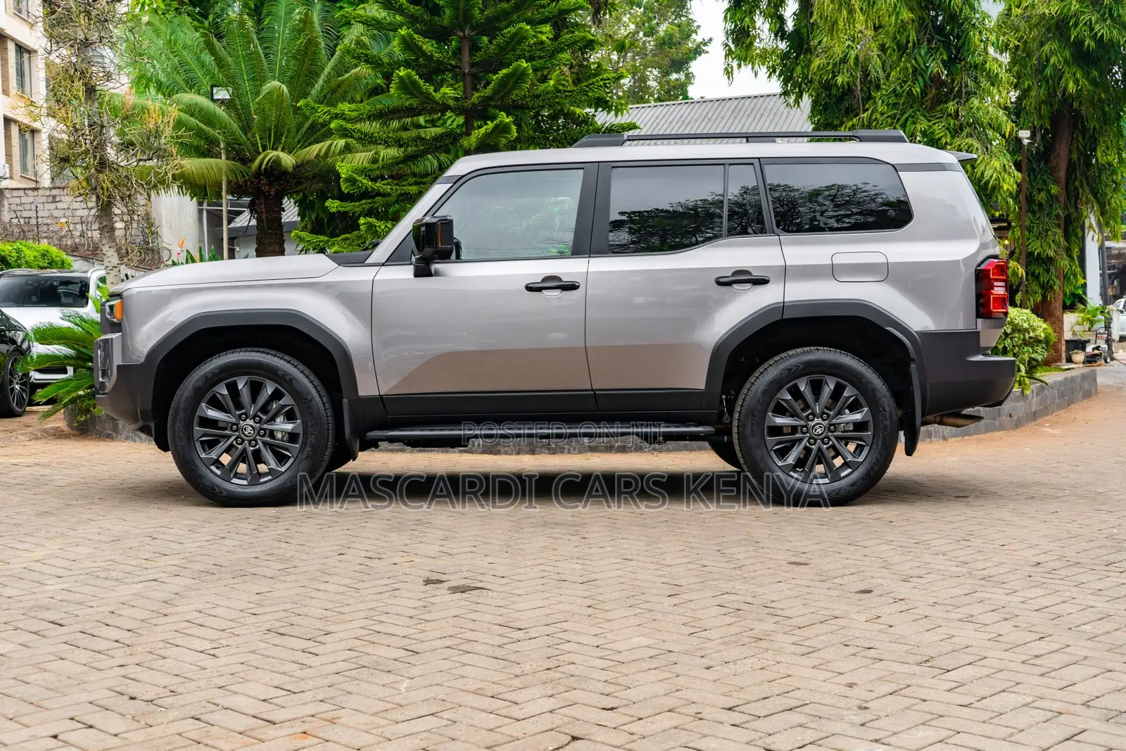 Toyota Land Cruiser Prado 2.8 2024 Brown