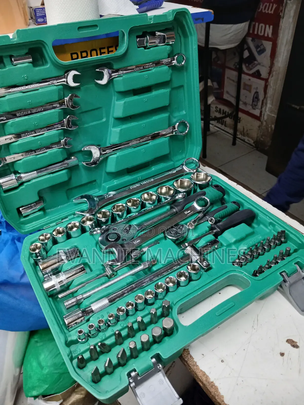 82pc Wrench Tool Set
