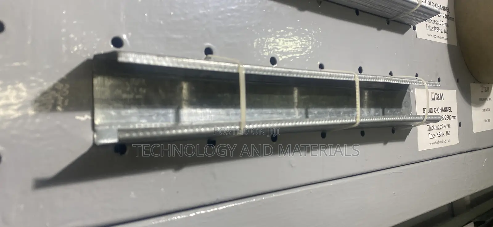 Stud/C-Channel 41*28*2.6mm 0.4mm Thick