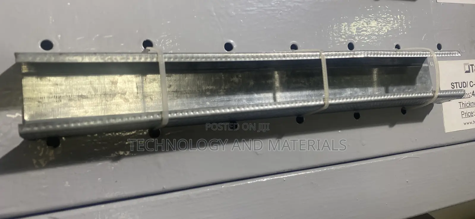 Stud/C-Channel 41*28*2.6mm 0.4mm Thick