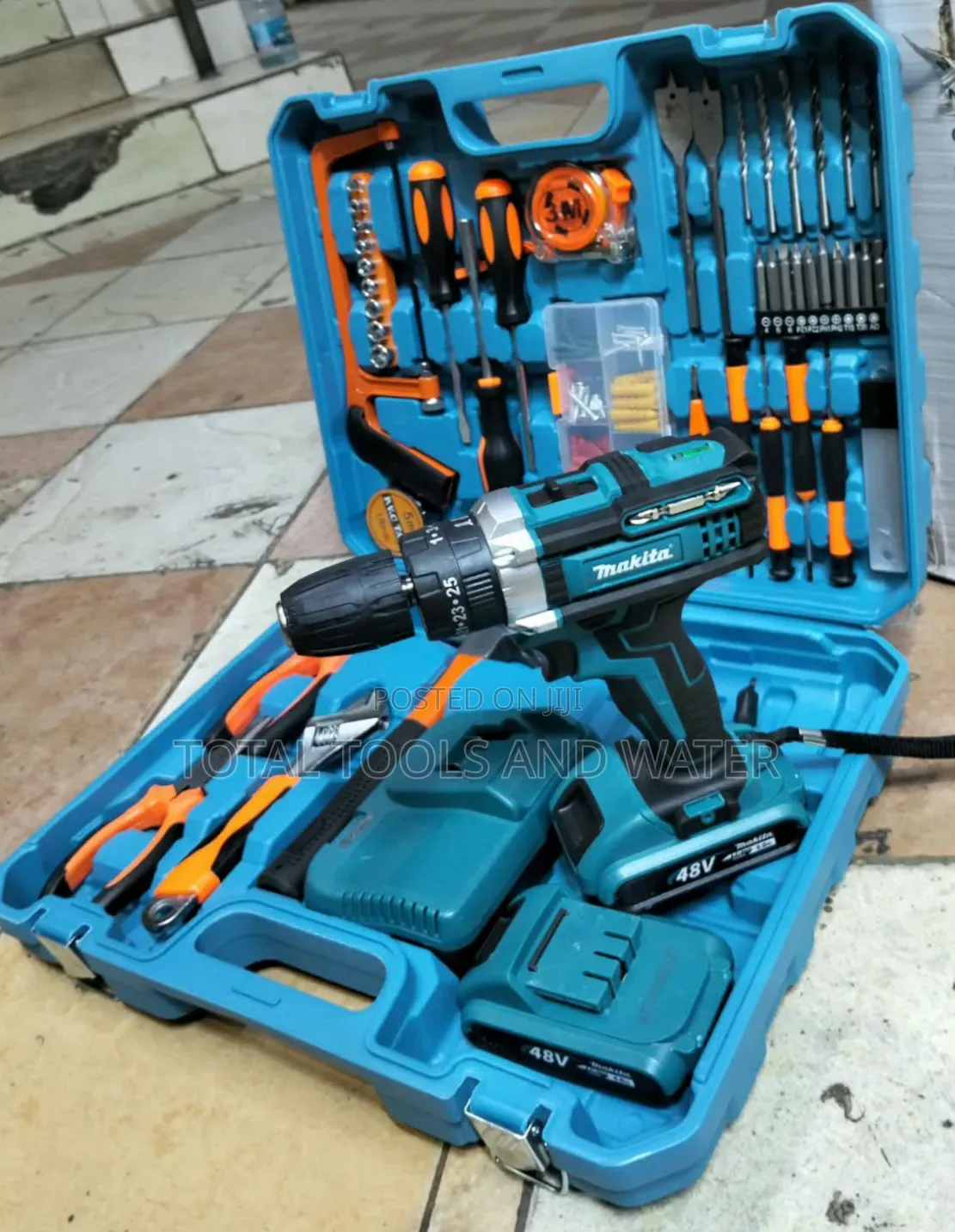 Makita Cordless Hammer Drill Set 48 v 2 Battery and Accessories Set