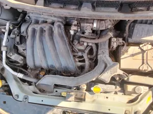 Nissan Note 2011 Silver
