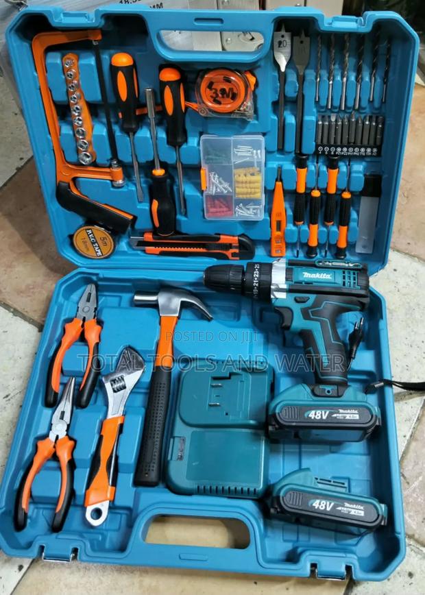 Powerful MAKITA CORDLESS Drill Set 2 Battery 48V Best for Gypsum Jobs