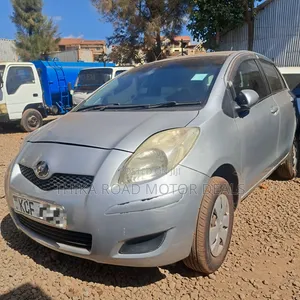 Toyota Vitz 2010