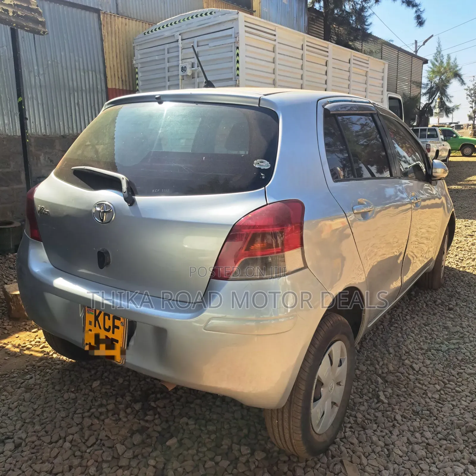 Toyota Vitz 2010
