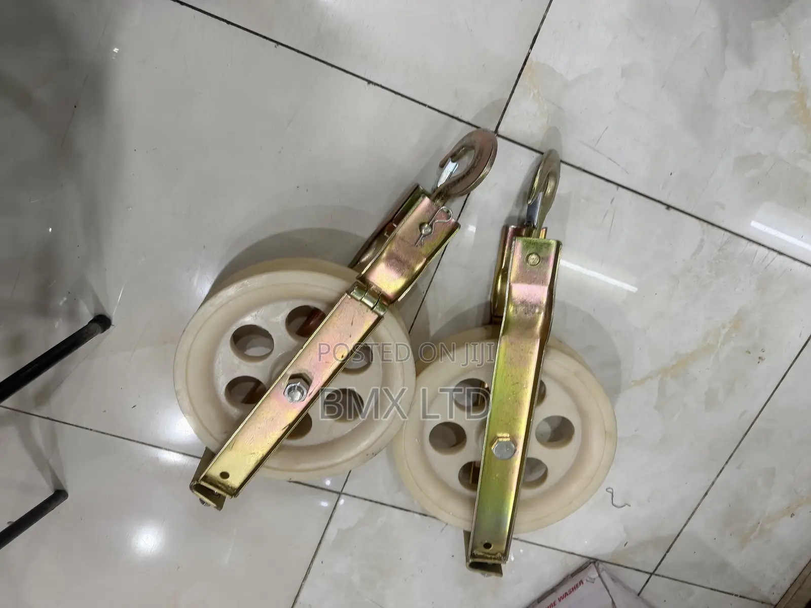 Steel Frame Hoist Pulley