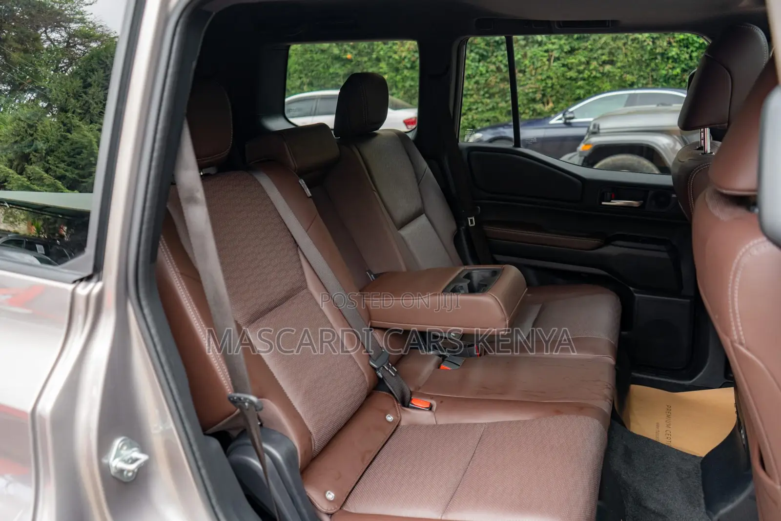 Toyota Land Cruiser Prado 2.8 2024 Brown