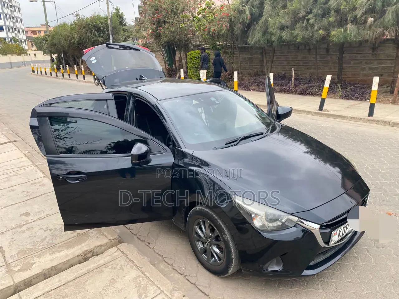Mazda Demio 2016 Black
