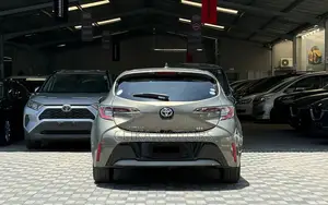 Toyota Corolla Hatchback 2019 Ivory
