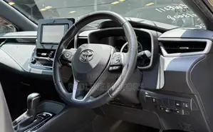 Toyota Corolla Hatchback 2019 Ivory