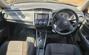 Toyota Corolla Fielder 2013